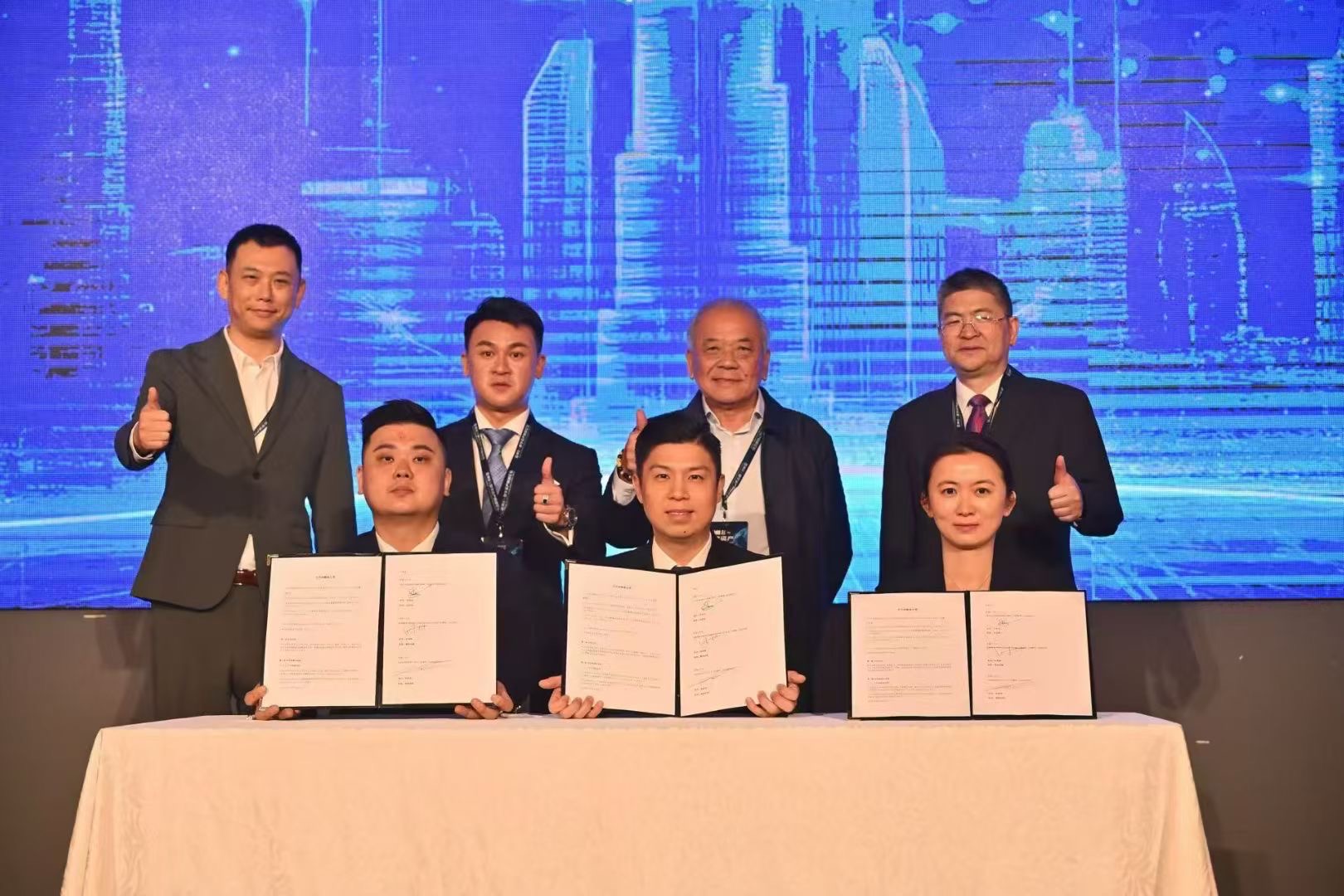 AJENDLESS助力某大型制造企业成功上市，市值突破100亿